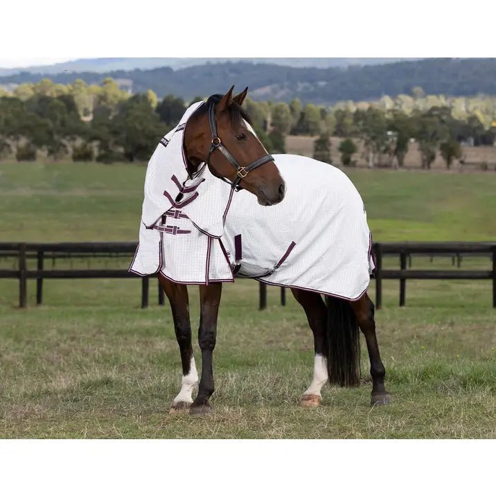 Weatherbeeta Hybrid Seasons Combo Neck Fly Rug - White/Maroon - 4'0