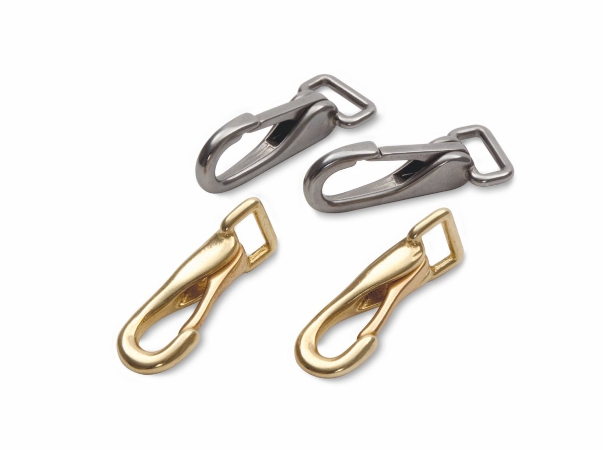 Shires Bridle Cheek Clip - Brass -